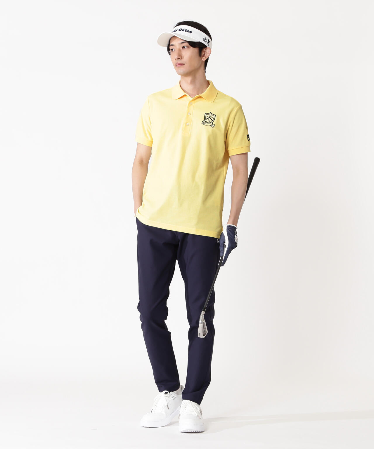 H:182cm/C:93/W:77/H:91 着用サイズ：5