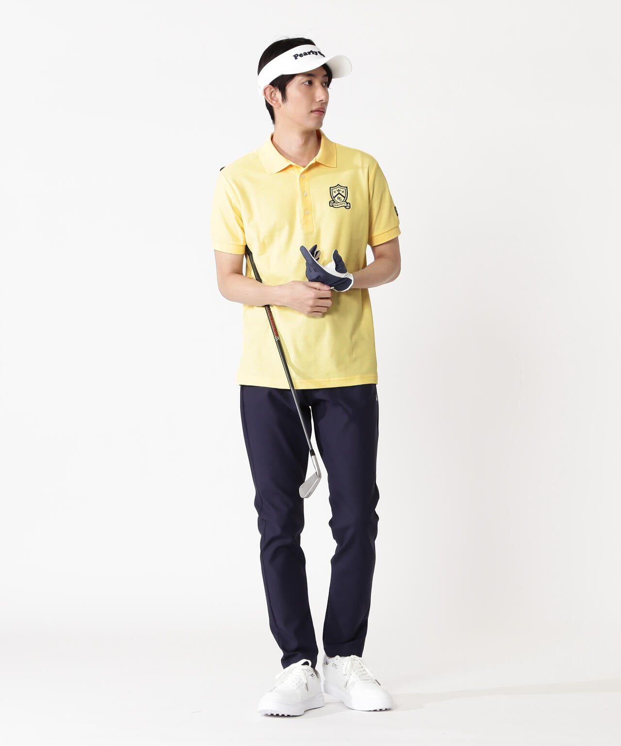 H:182cm/C:93/W:77/H:91 着用サイズ：5