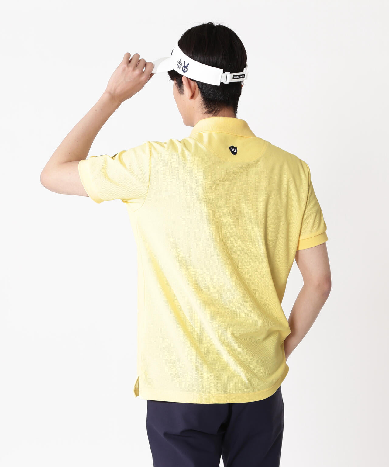H:182cm/C:93/W:77/H:91 着用サイズ：5