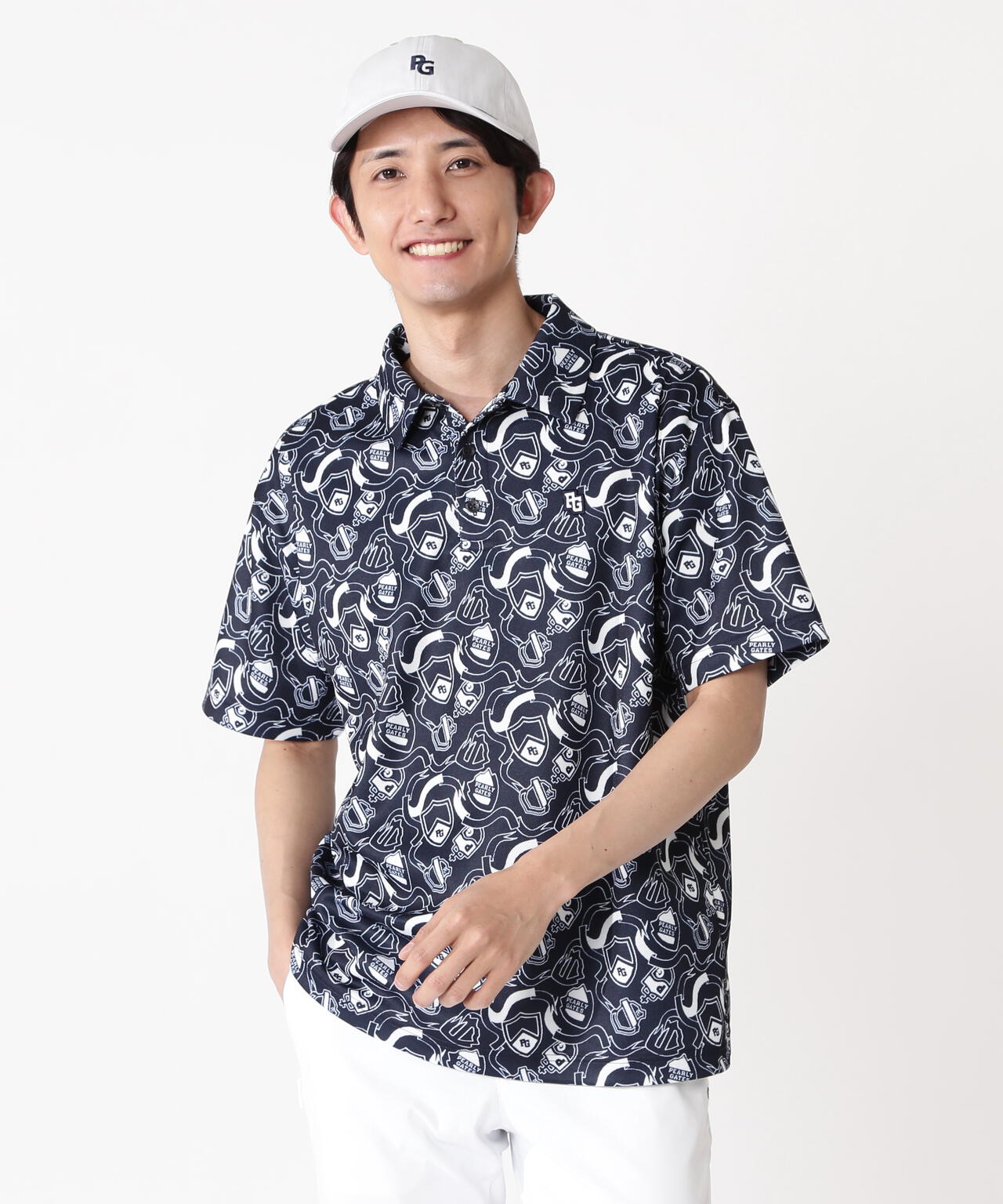 H:182cm/C:93/W:77/H:91 着用サイズ：5