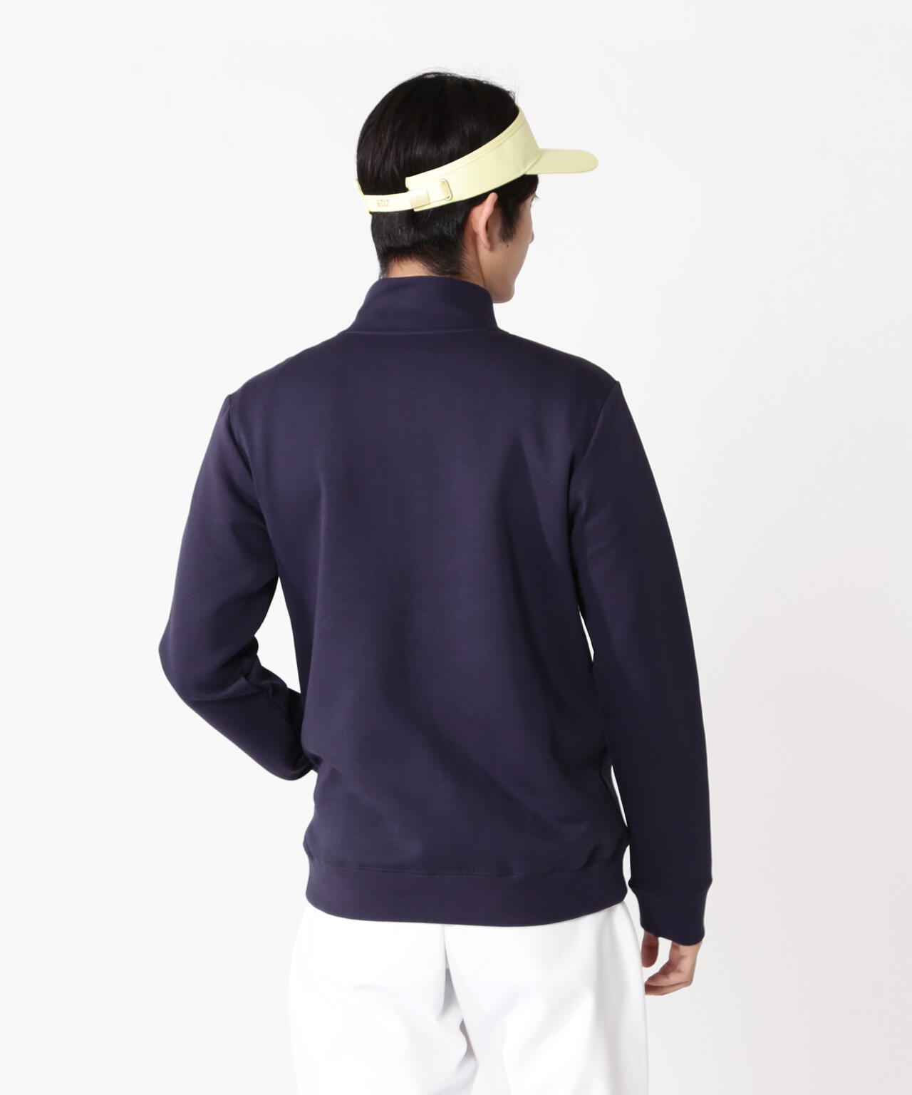 H:182cm/C:93/W:77/H:91 着用サイズ：5