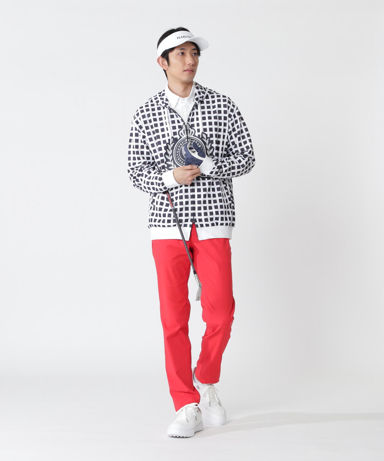 H:182cm/C:93/W:77/H:91 着用サイズ：5