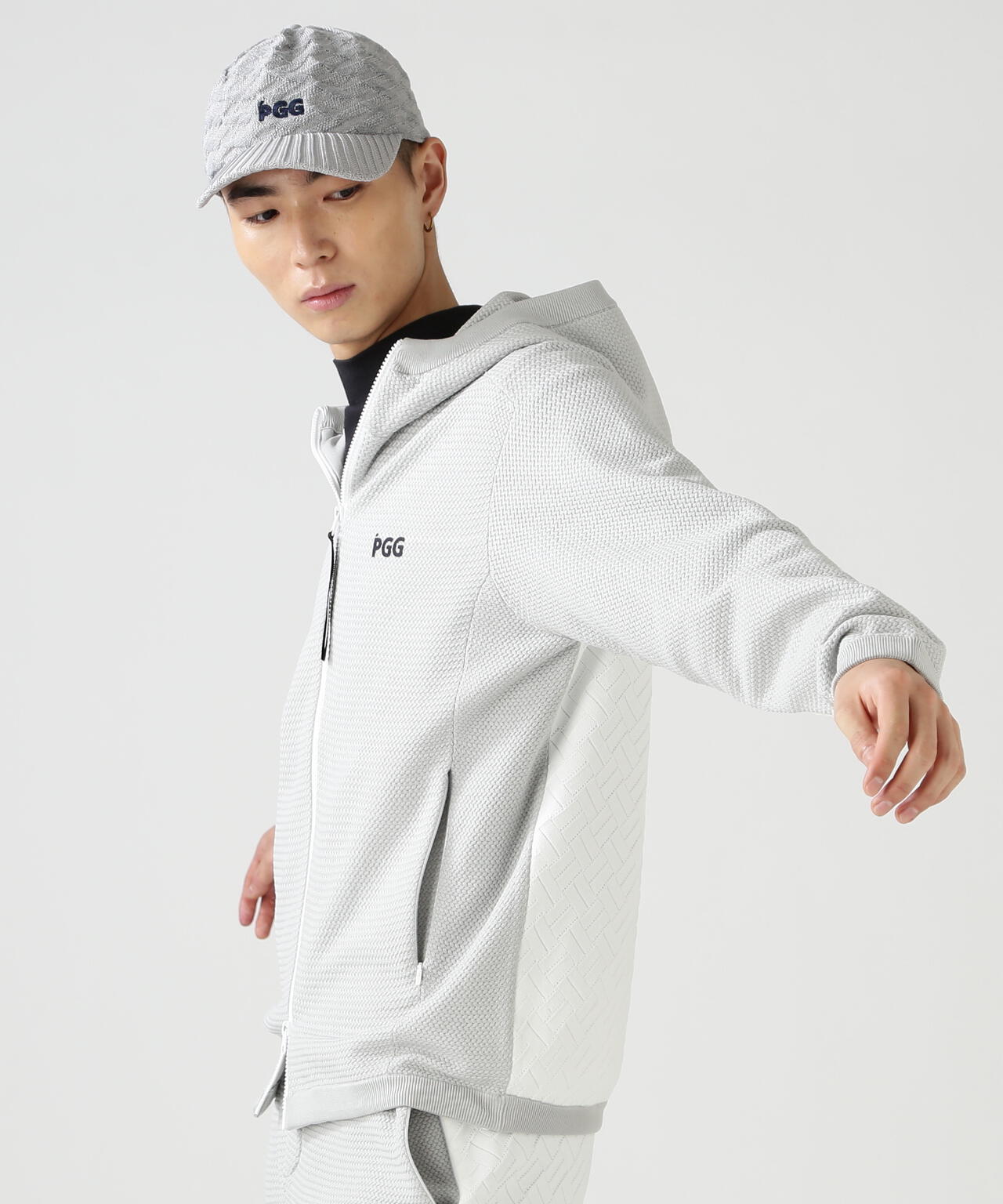 【PGG】【直営店舗&公式オンライン限定】ポリエステルヤーンmmフルジップフーディニットブルゾン (MENS)
