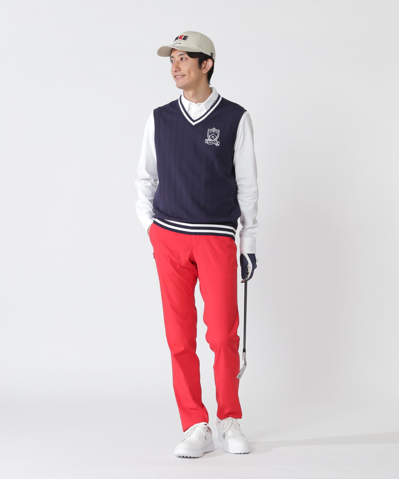 H:182cm/C:93/W:77/H:91 着用サイズ：5