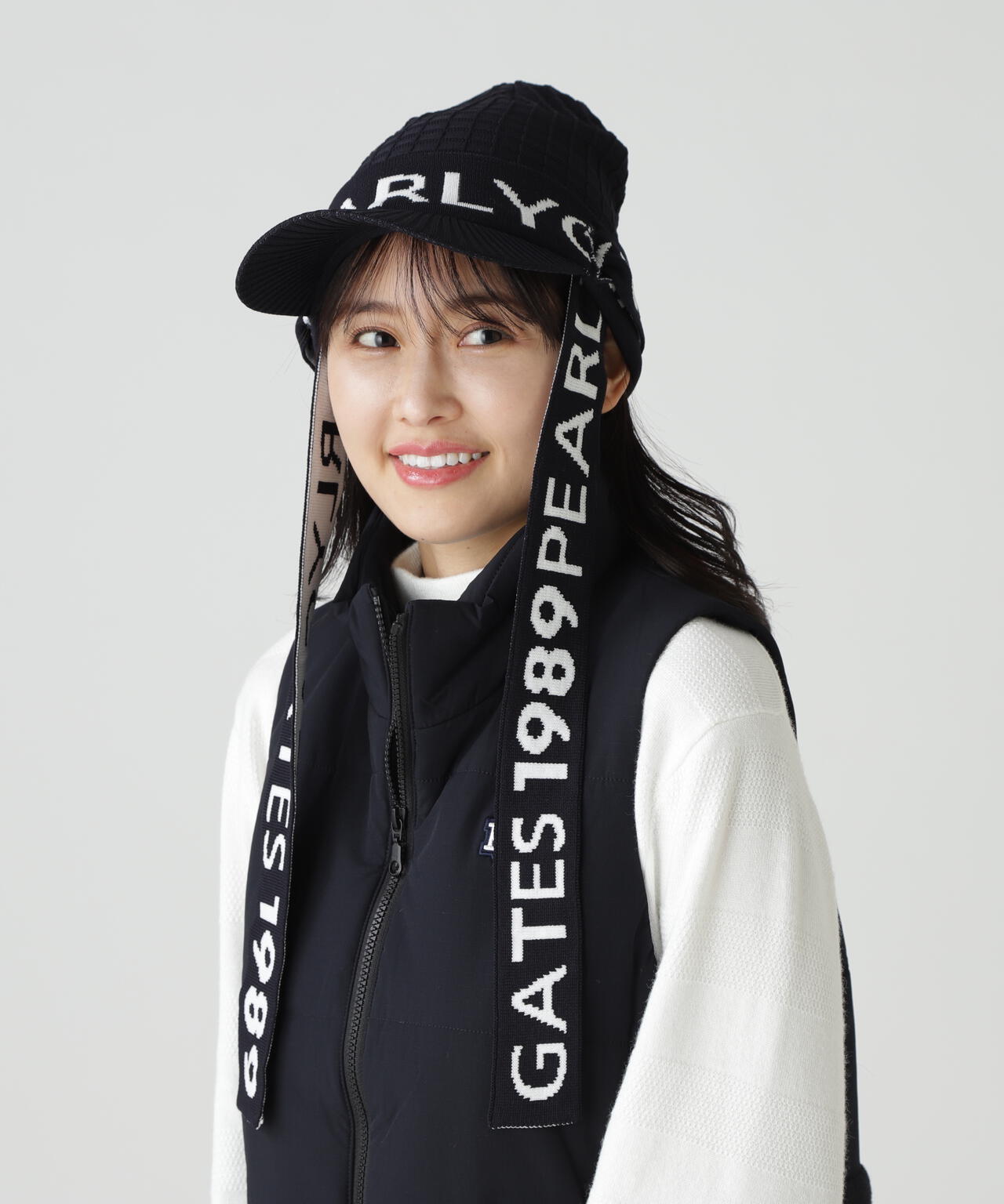 ロゴマフラーつきつば付きニットワッチ (UNISEX)