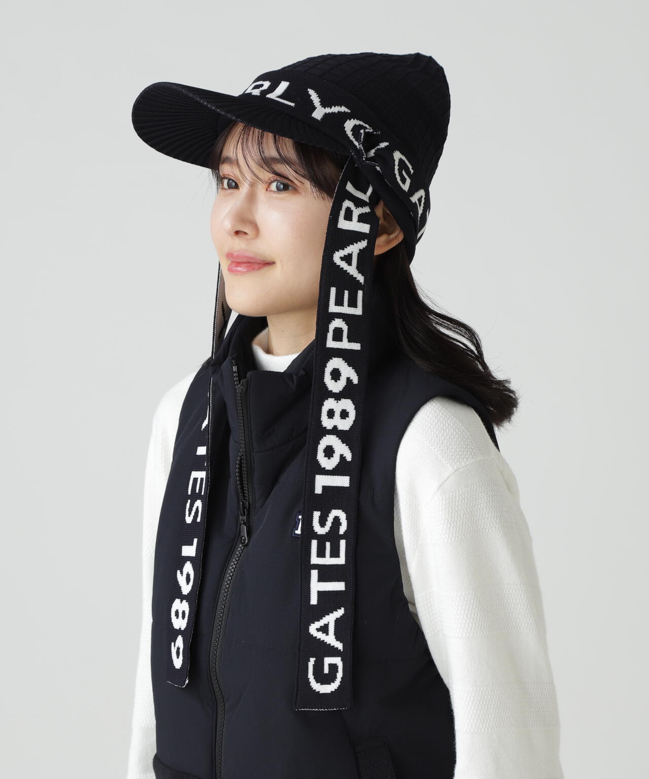 ロゴマフラーつきつば付きニットワッチ (UNISEX)