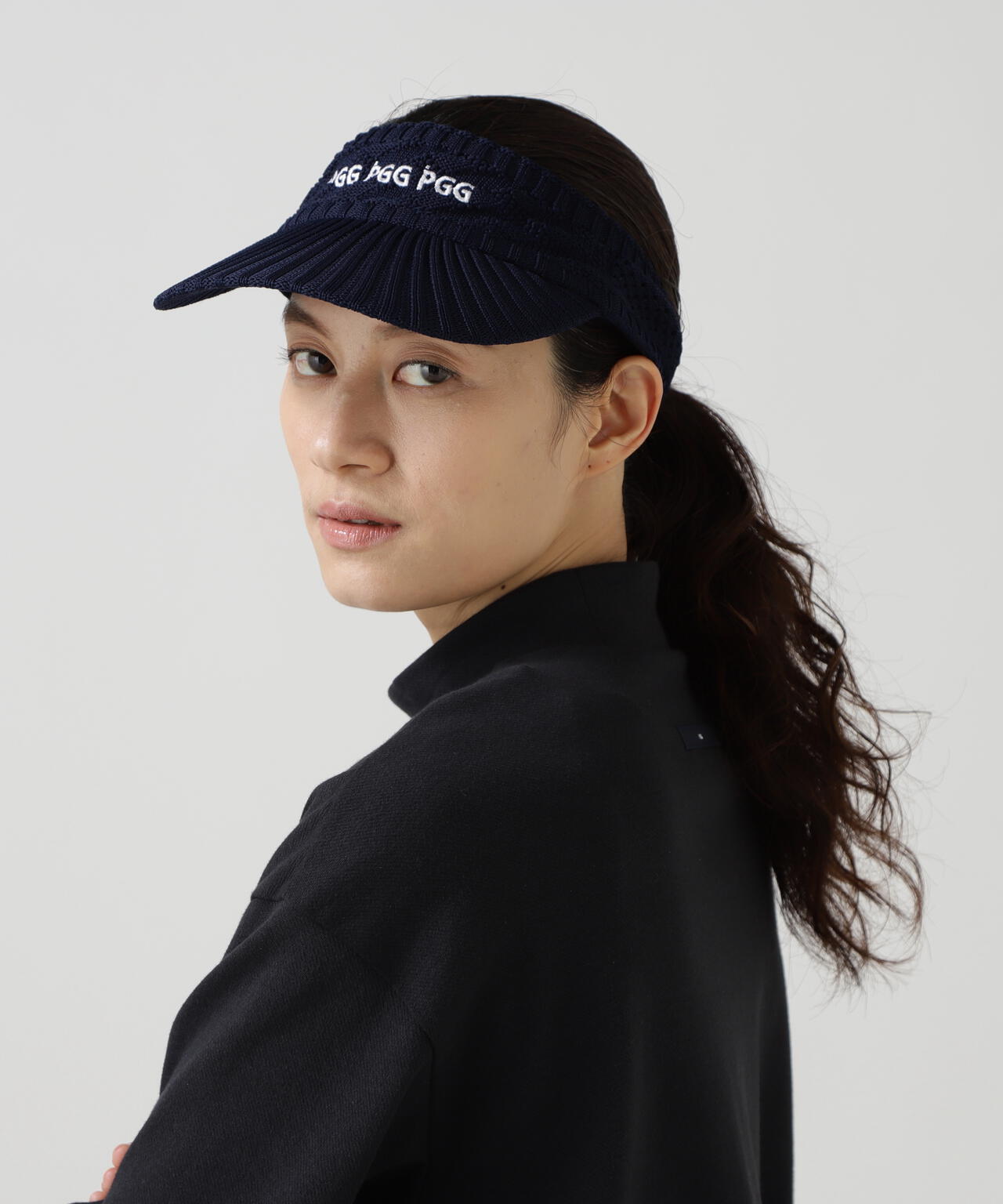 165cm/B:77cm/W:57cm/H:79cm