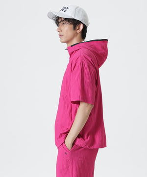 H:182cm/C:93/W:77/H:91 着用サイズ：5