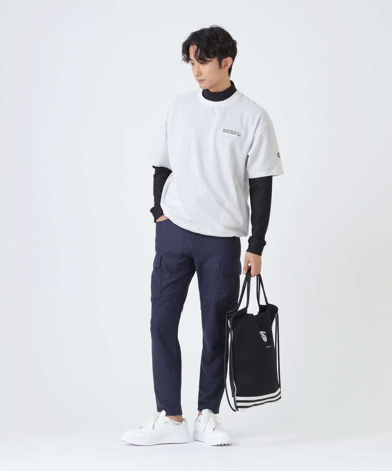 H:182cm/C:93/W:77/H:91 着用サイズ：5