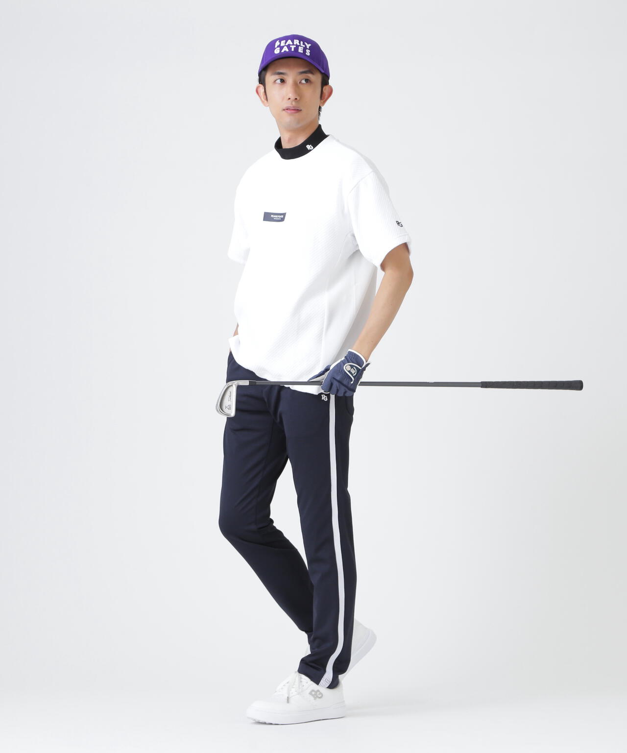 H:182cm/C:93/W:77/H:91 着用サイズ：5