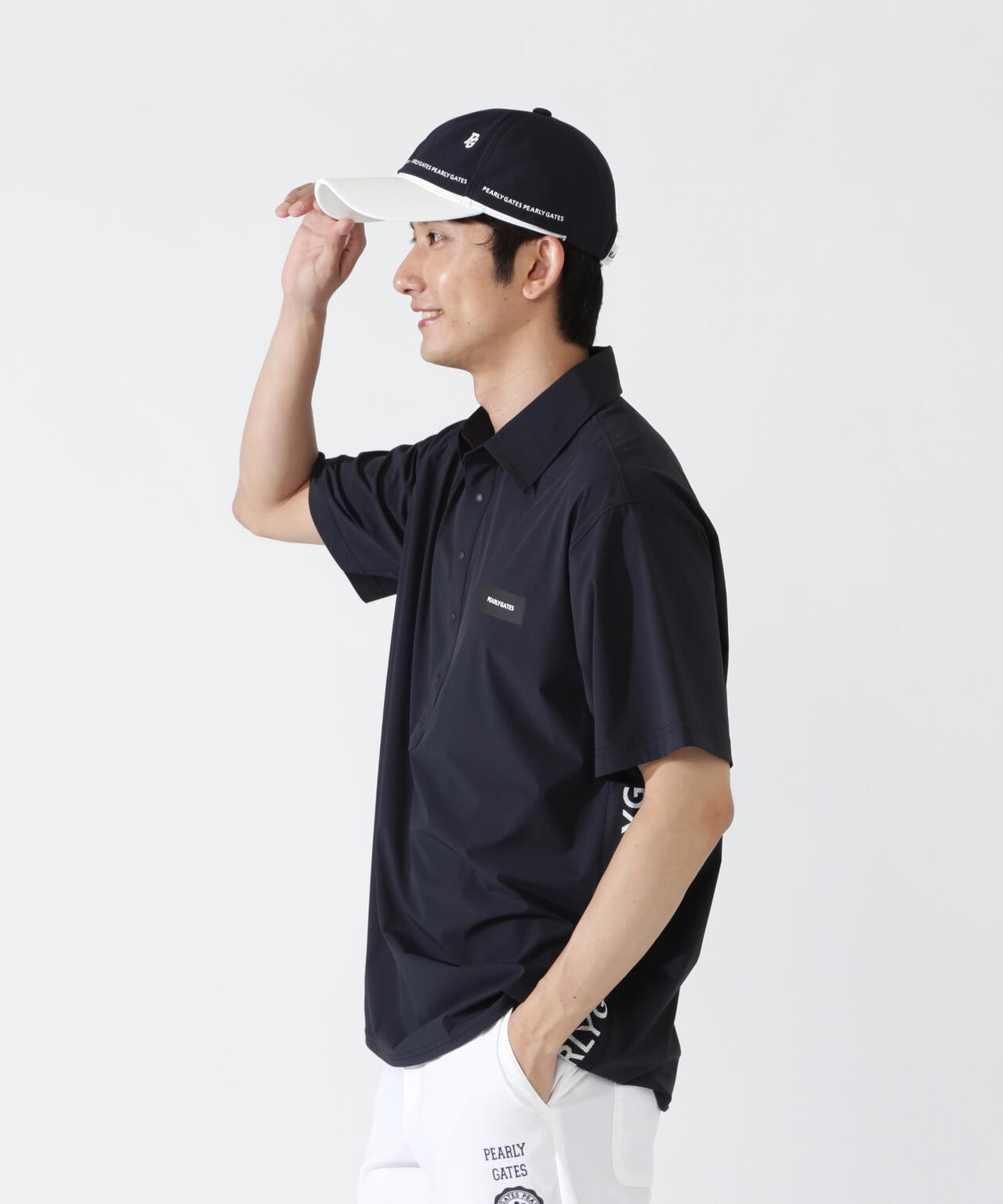 H:182cm/C:93/W:77/H:91 着用サイズ：5