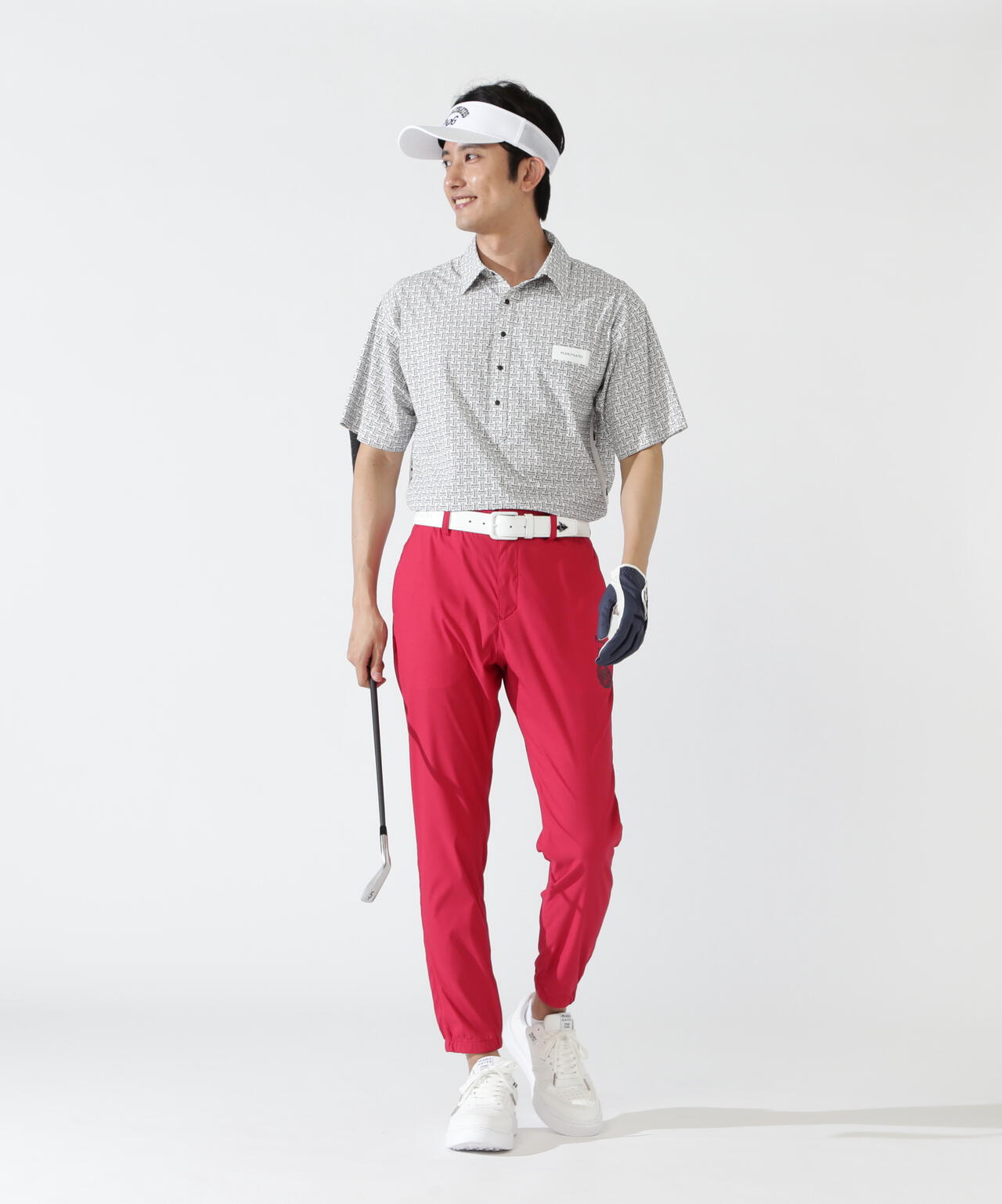H:182cm/C:93/W:77/H:91 着用サイズ：5