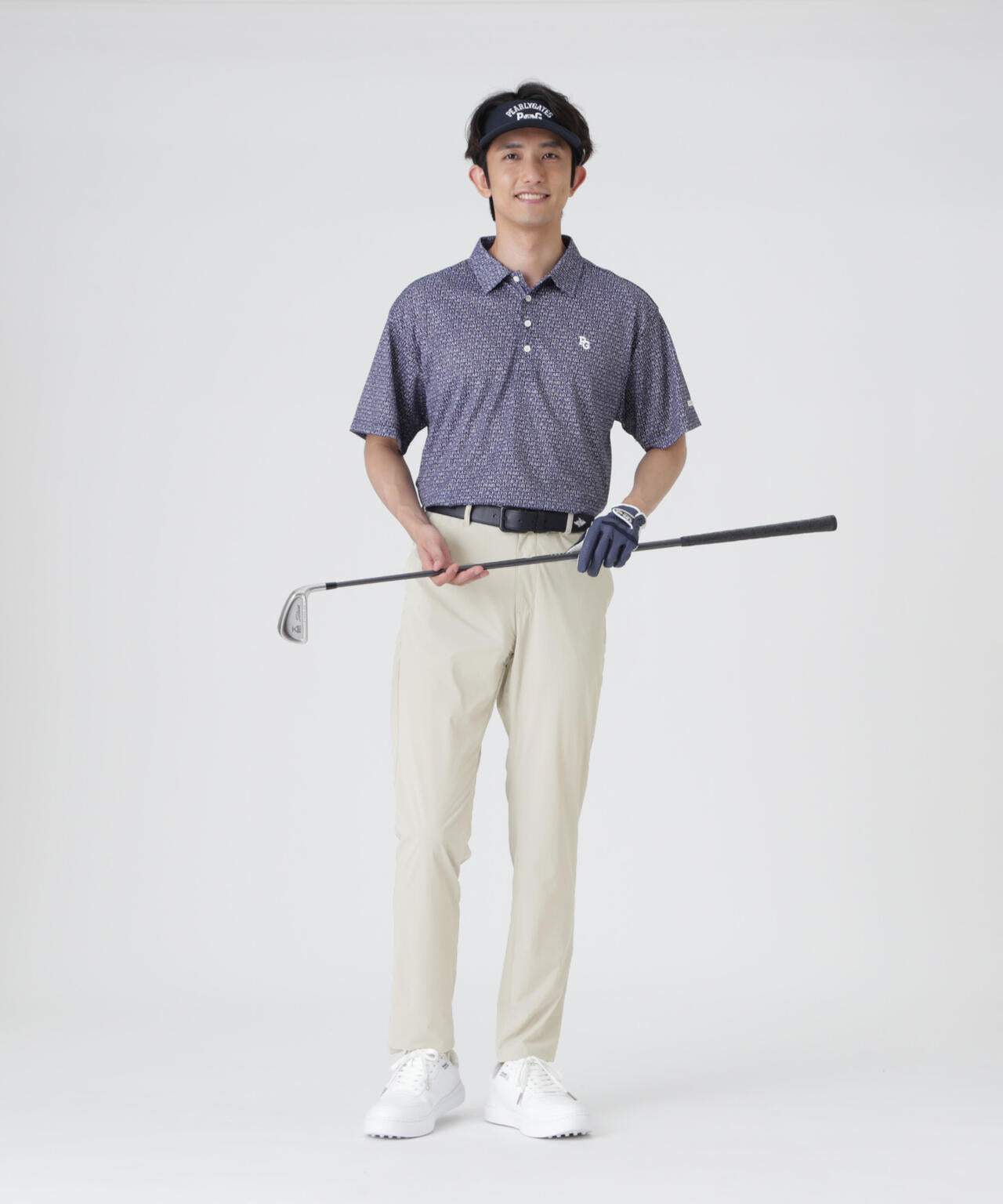 H:182cm/C:93/W:77/H:91 着用サイズ：5
