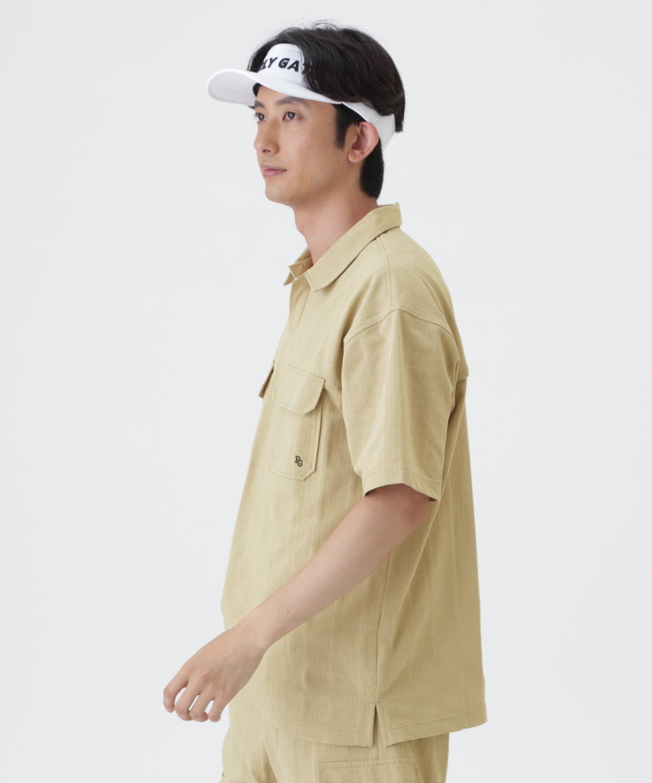 H:182cm/C:93/W:77/H:91 着用サイズ：5