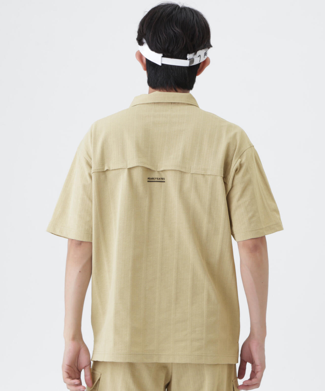 H:182cm/C:93/W:77/H:91 着用サイズ：5