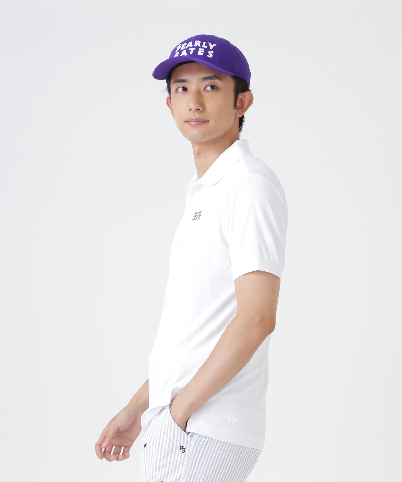 H:182cm/C:93/W:77/H:91 着用サイズ：5