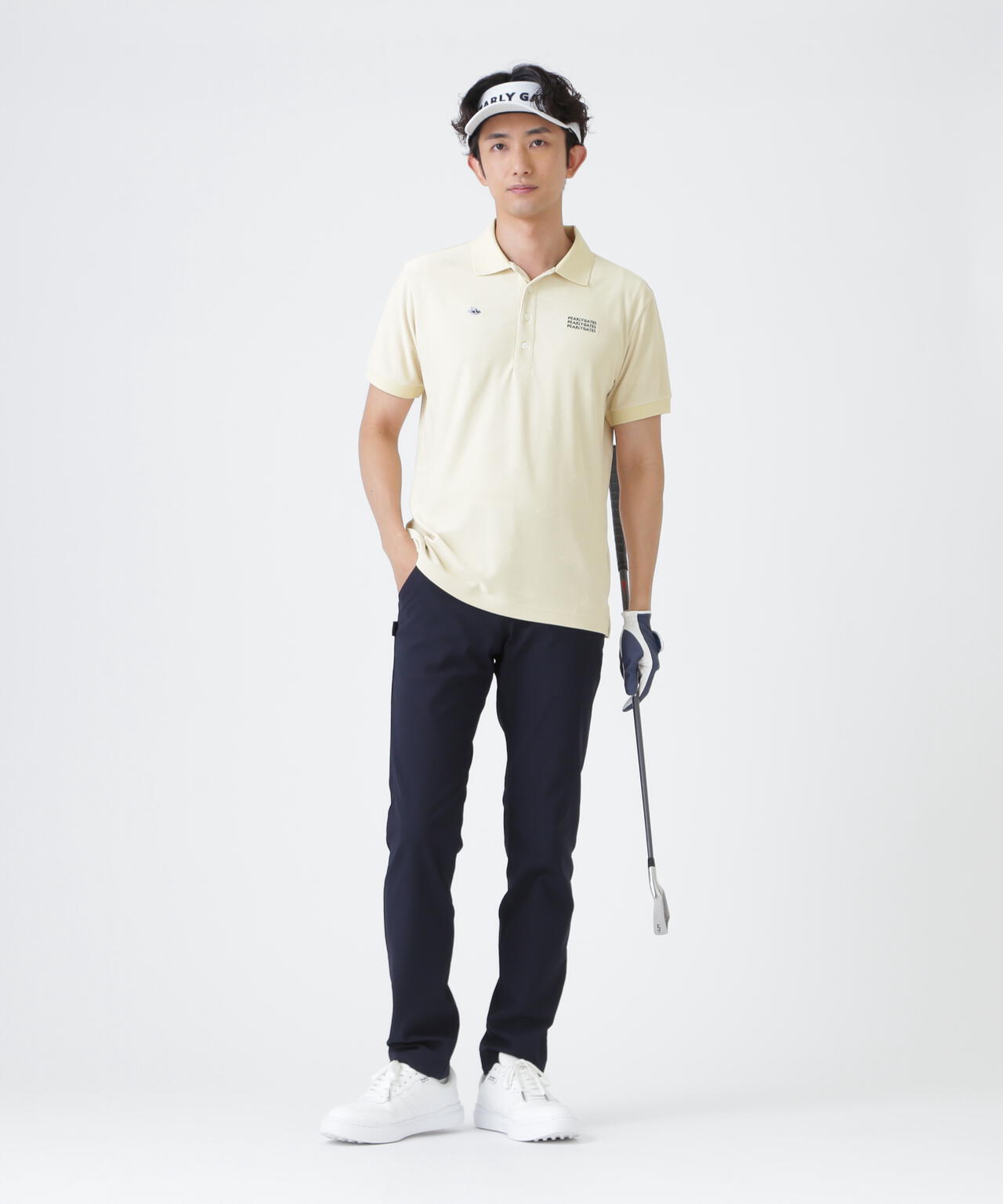 H:182cm/C:93/W:77/H:91 着用サイズ：5