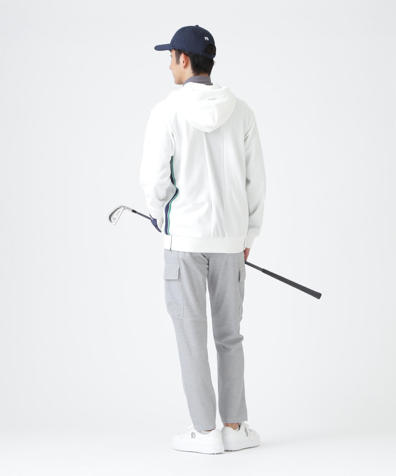 H:182cm/C:93/W:77/H:91 着用サイズ：5