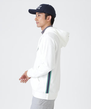 H:182cm/C:93/W:77/H:91 着用サイズ：5