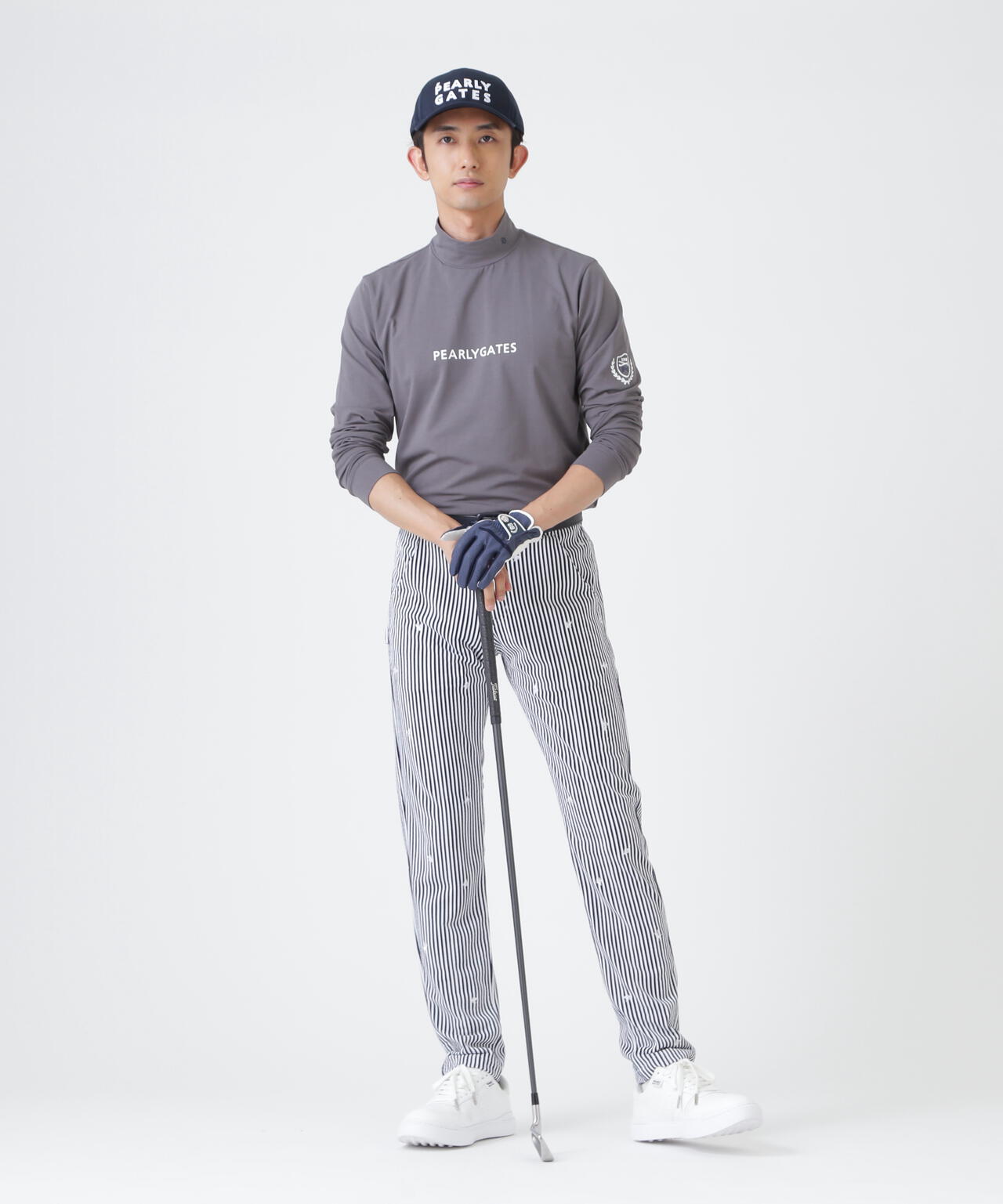 H:182cm/C:93/W:77/H:91 着用サイズ：5
