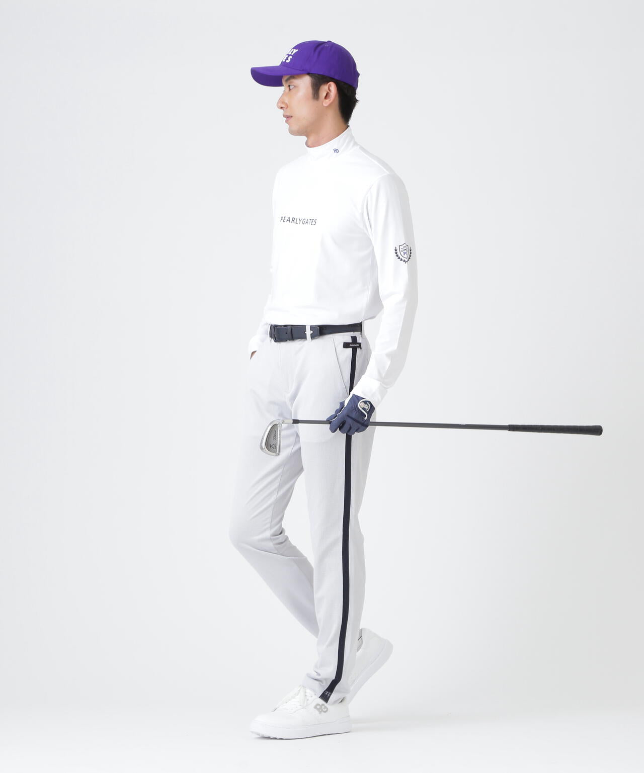 H:182cm/C:93/W:77/H:91 着用サイズ：5
