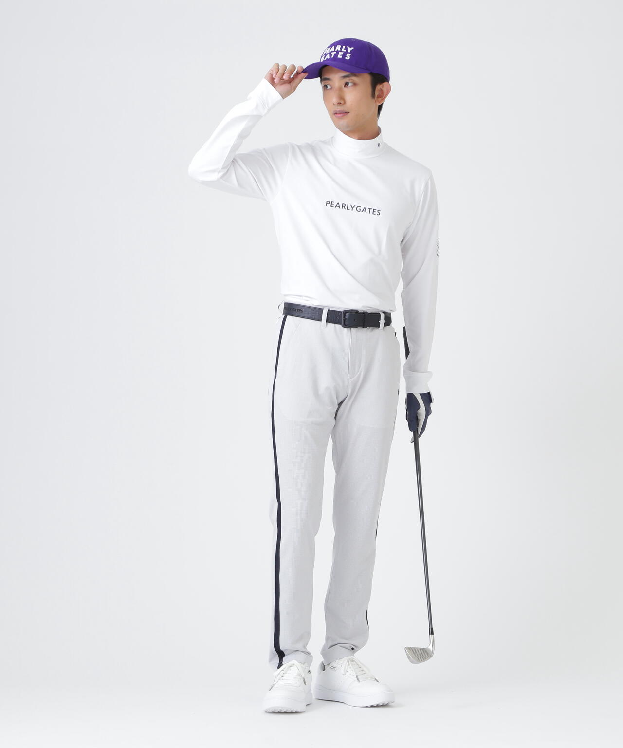 H:182cm/C:93/W:77/H:91 着用サイズ：5