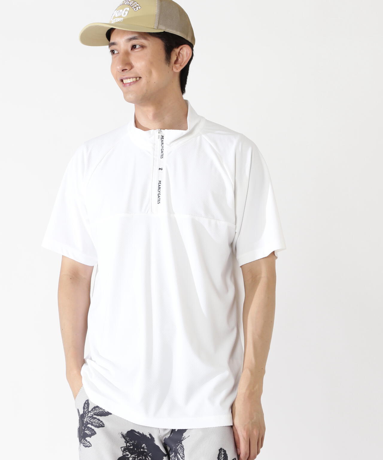 H:182cm/C:93/W:77/H:91 着用サイズ：5