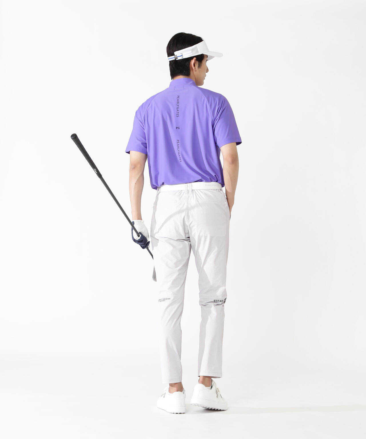 H:182cm/C:93/W:77/H:91 着用サイズ：5