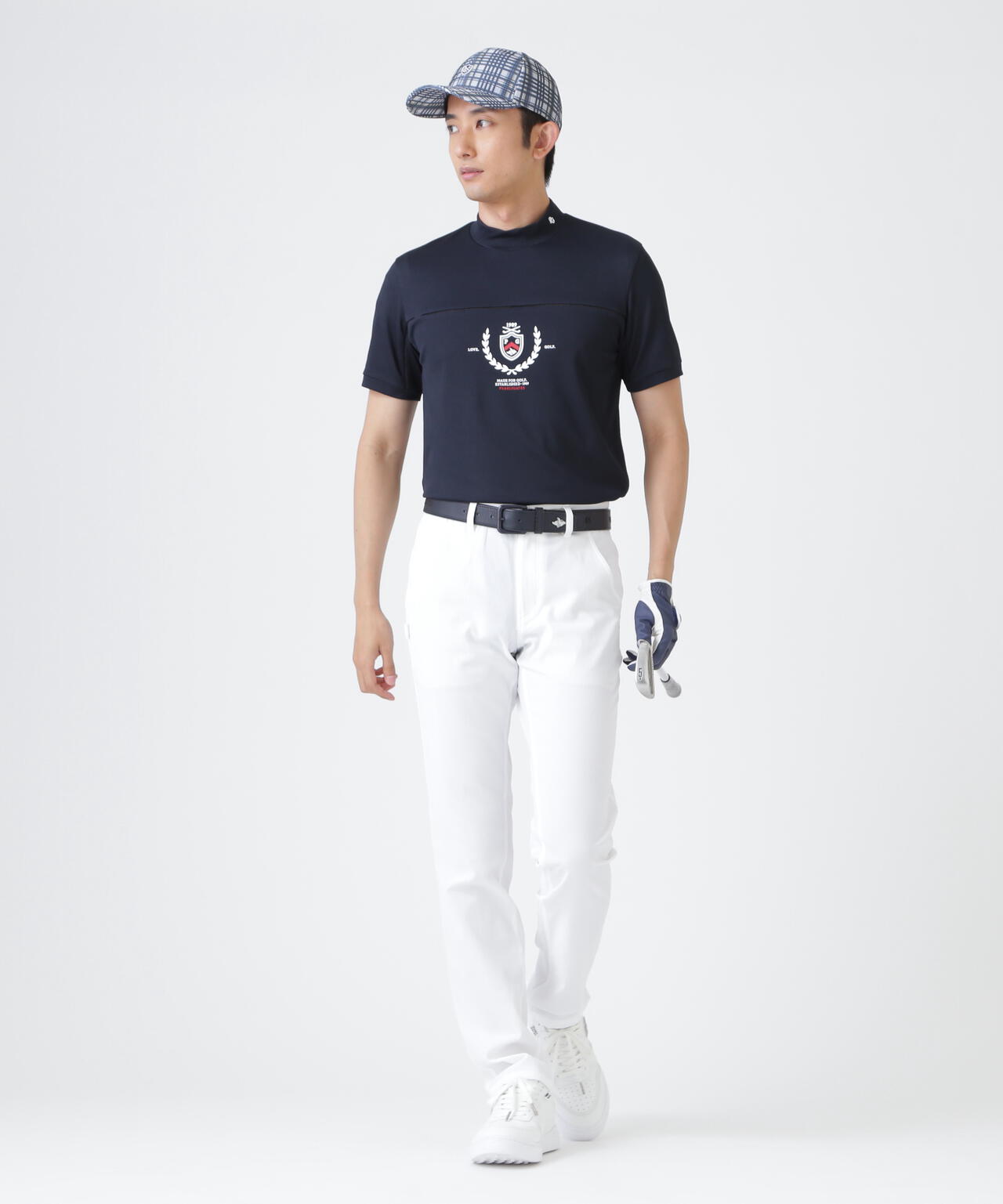 H:182cm/C:93/W:77/H:91 着用サイズ：5