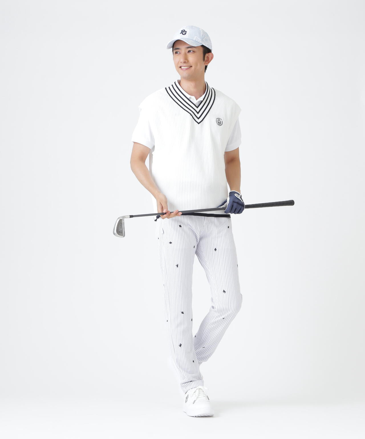H:182cm/C:93/W:77/H:91 着用サイズ：5