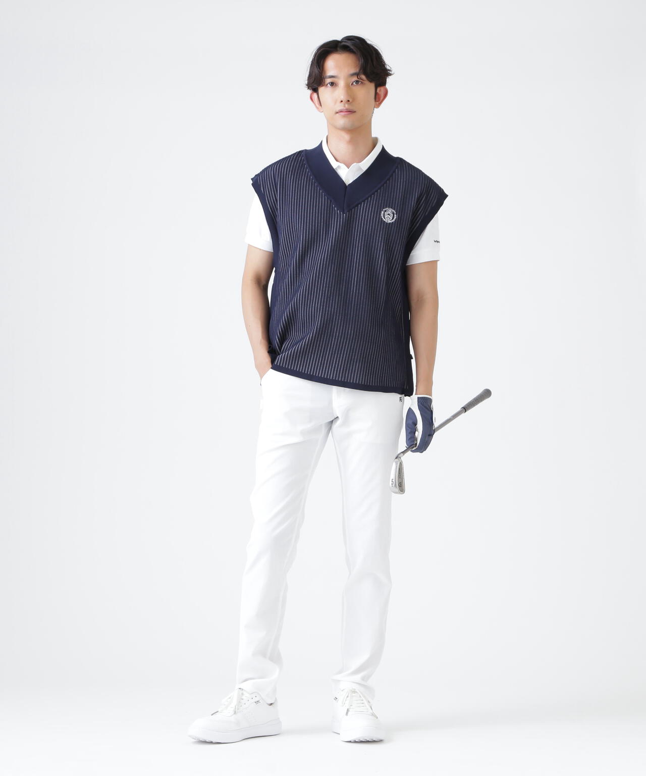 H:182cm/C:93/W:77/H:91 着用サイズ：5
