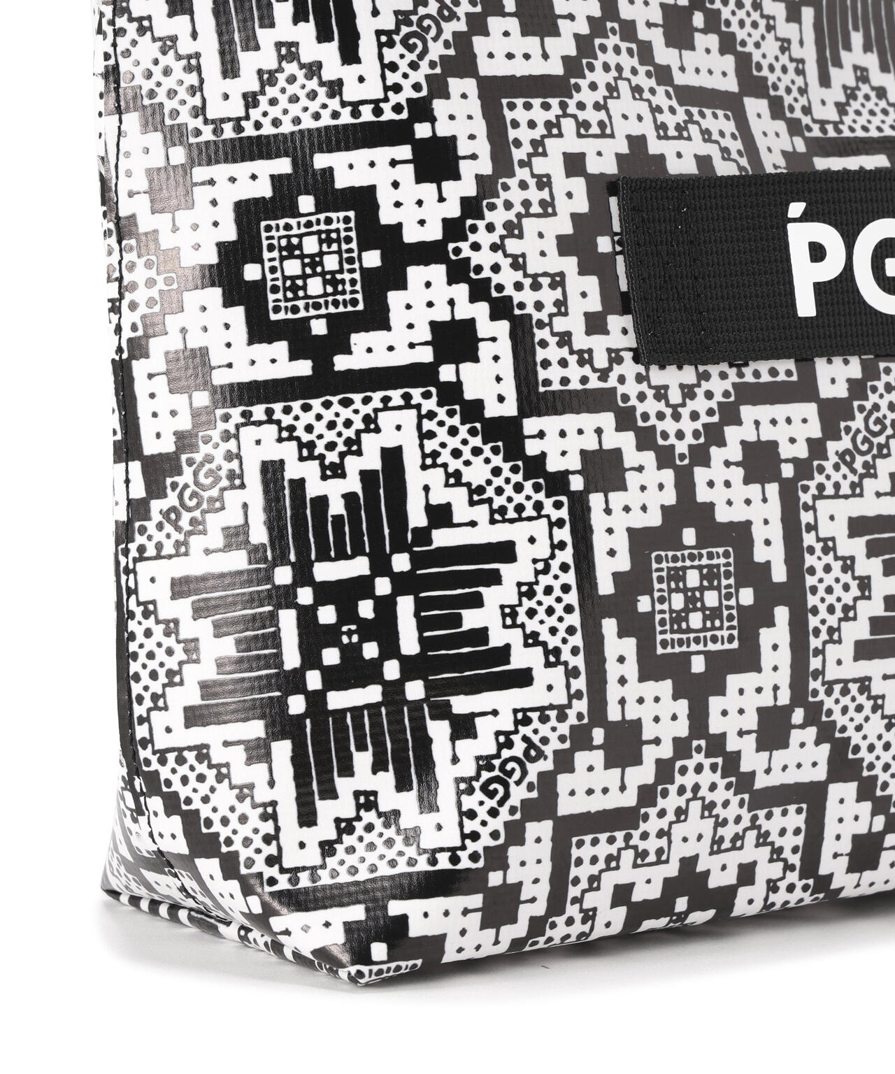 【PGG】【直営店舗&公式オンライン限定】PVCミニショルダーバッグ ＜フローズン柄＞ (UNISEX)