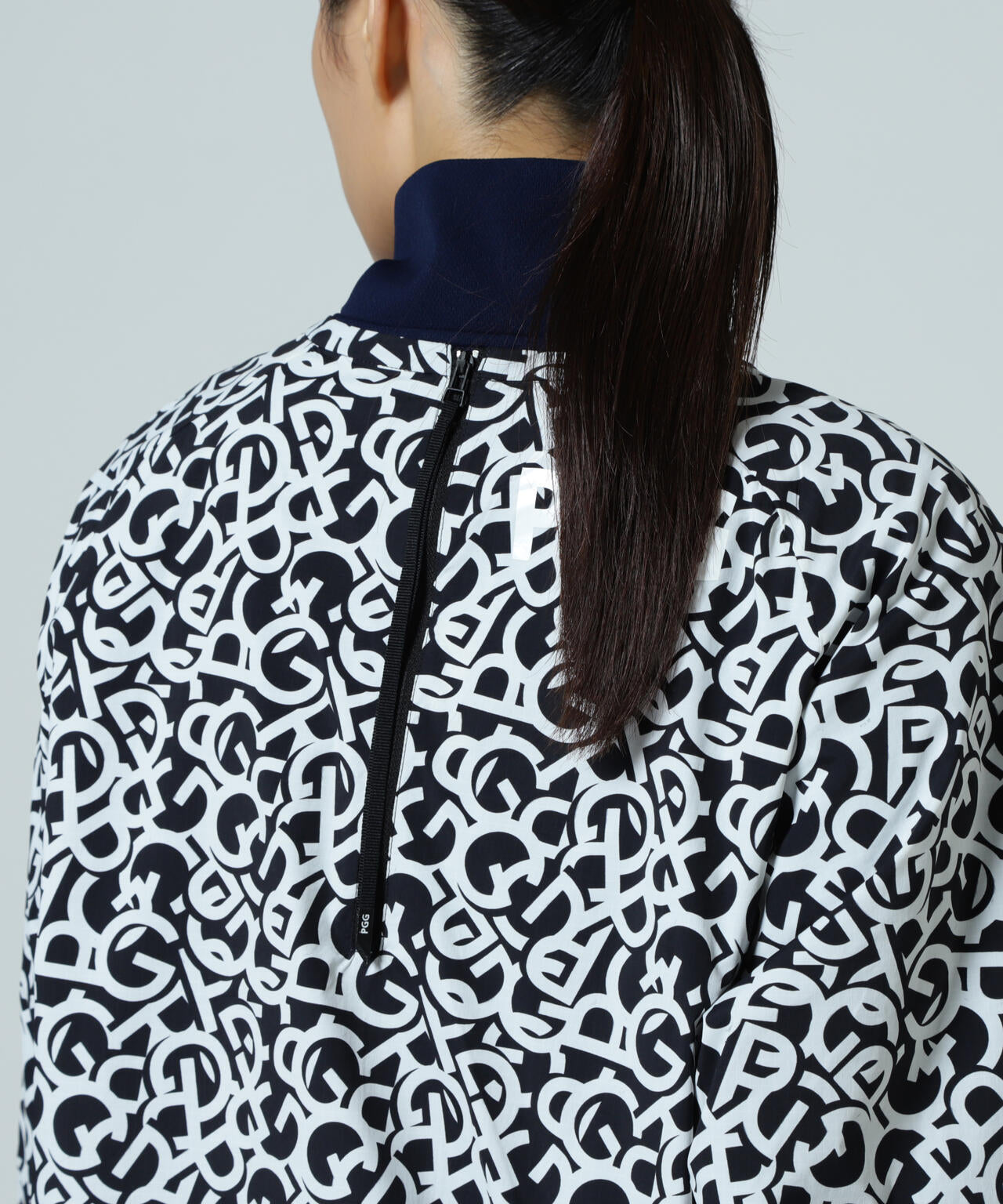【PGG】【直営店舗&公式オンライン限定】Nyストレッチリップストップ×エプシロン ＜ロゴ総柄＞ (LADIES)