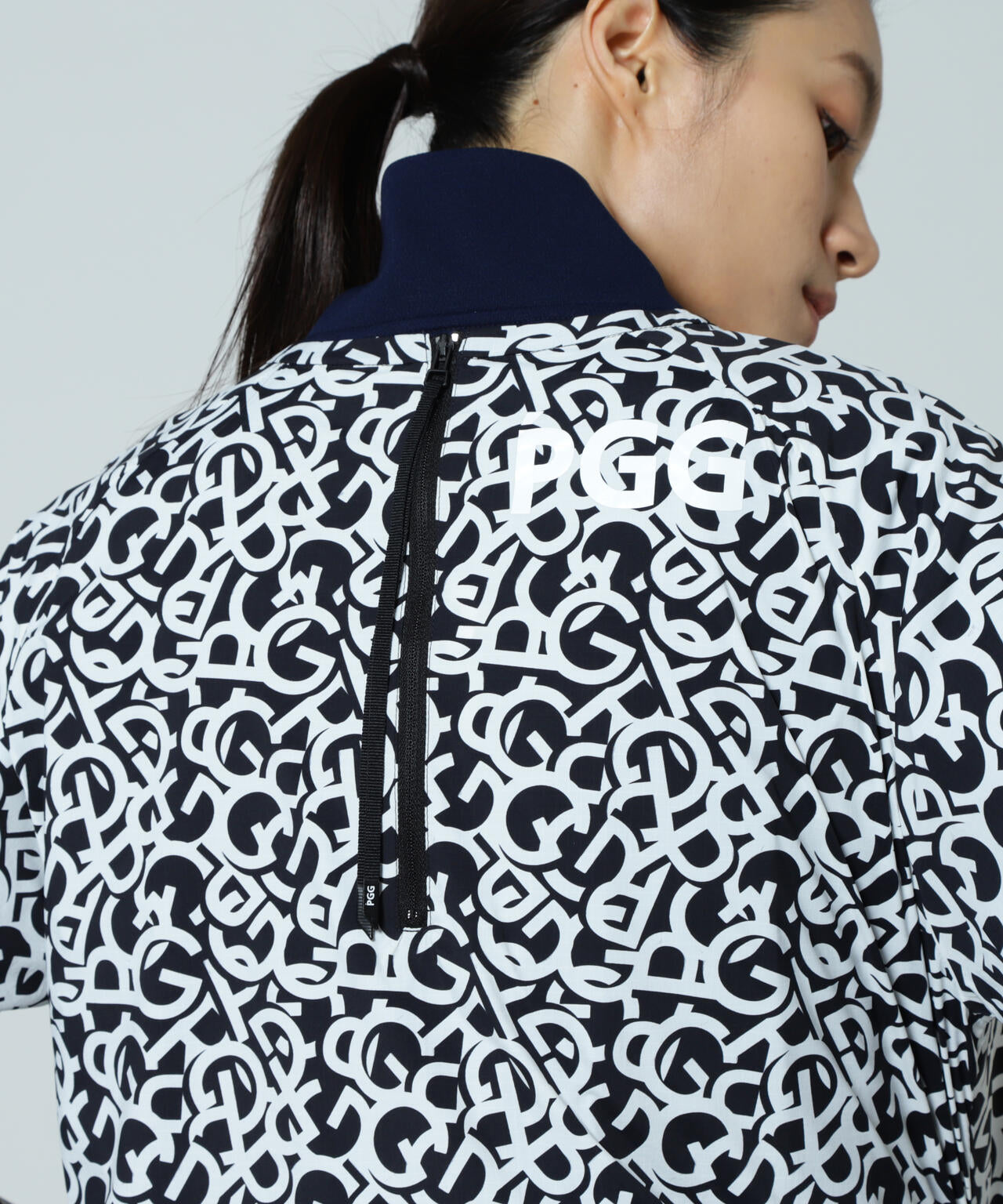 【PGG】【直営店舗&公式オンライン限定】Nyストレッチリップストップ×エプシロン ＜ロゴ総柄＞ (LADIES)