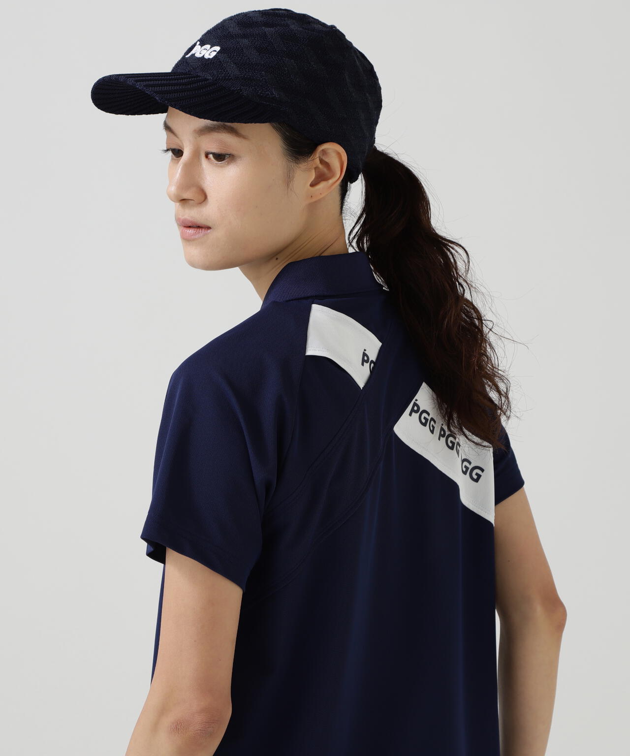 165cm/B:77cm/W:57cm/H:79cm 着用サイズ：1