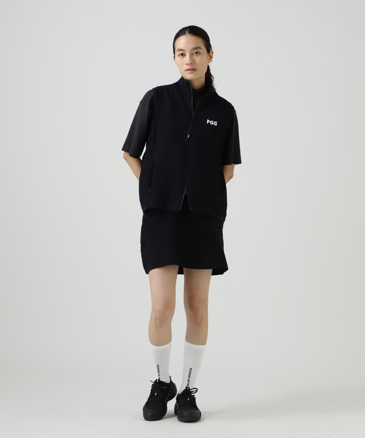 【PGG】【直営店舗&公式オンライン限定】ポリエステルヤーンmmジップアップニットベスト (LADIES)