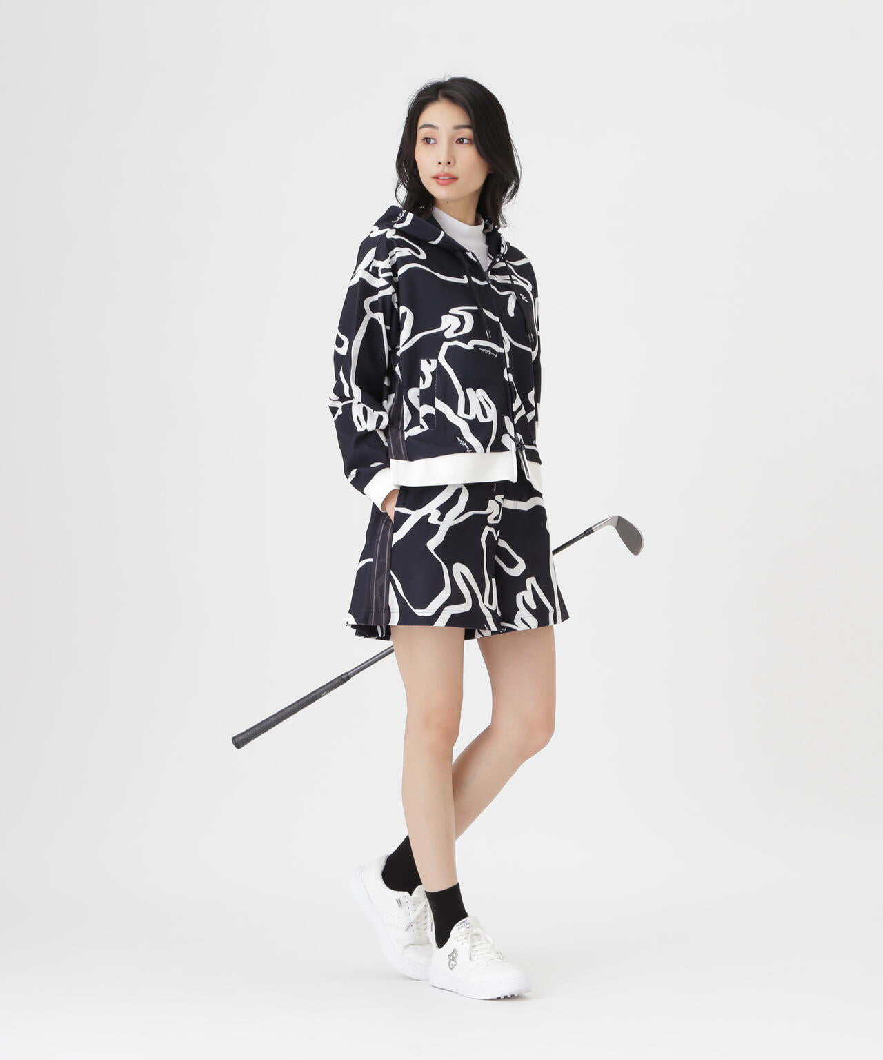 Wハニカムストレッチショートパンツ ＜変形ウサギ柄＞ (WOMENS)