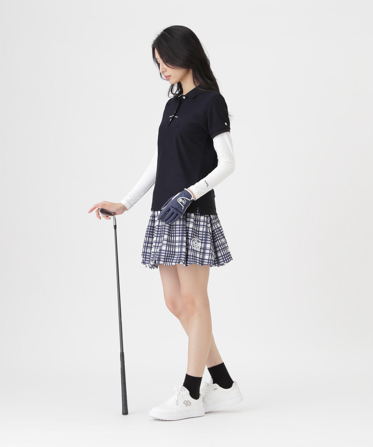 T:171cm/B:77/W:59・H:87 着用サイズ：1