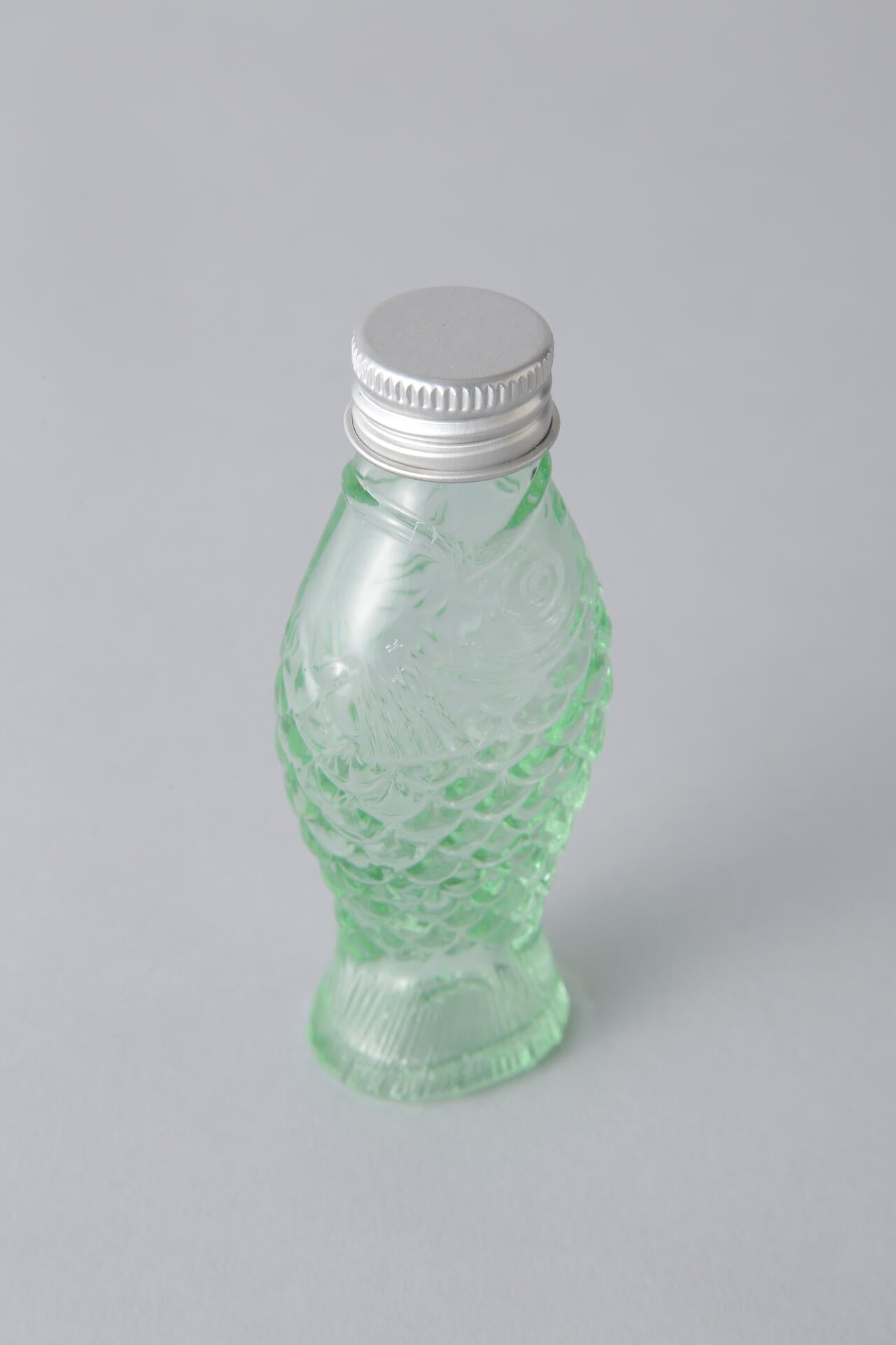 【Ｇｇ】SERAX Fish Bottle S