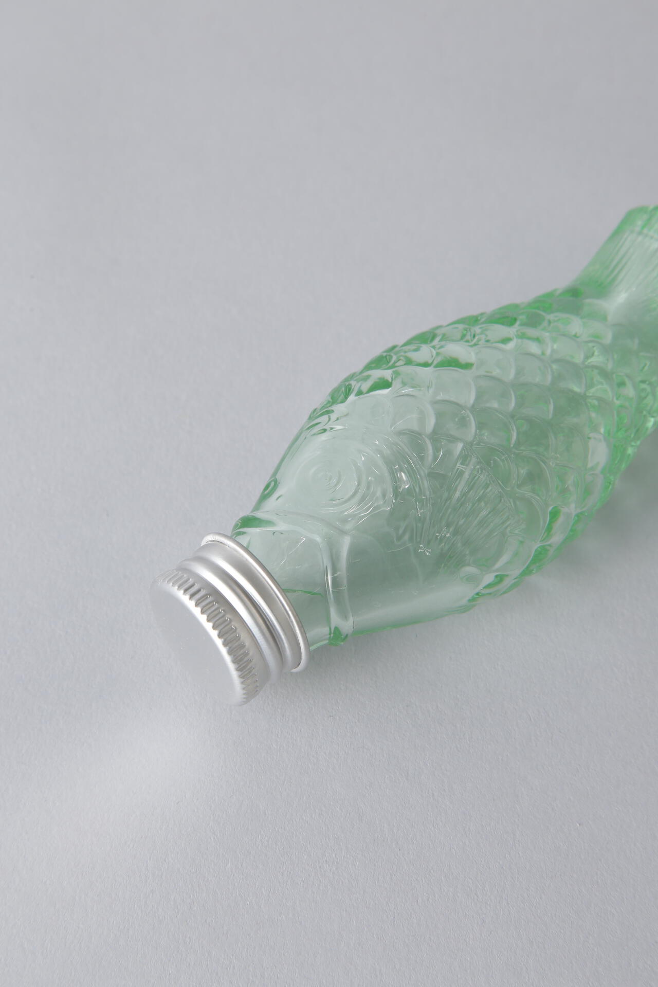 【Ｇｇ】SERAX Fish Bottle S