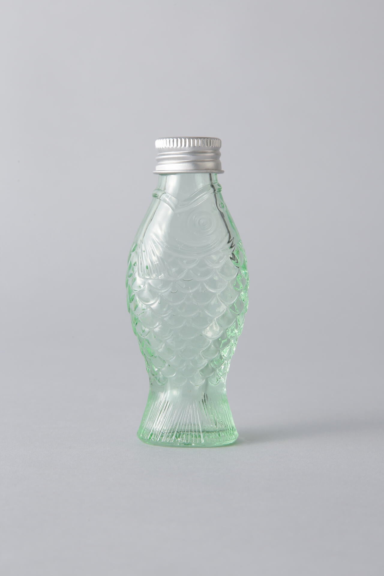 【Ｇｇ】SERAX Fish Bottle S