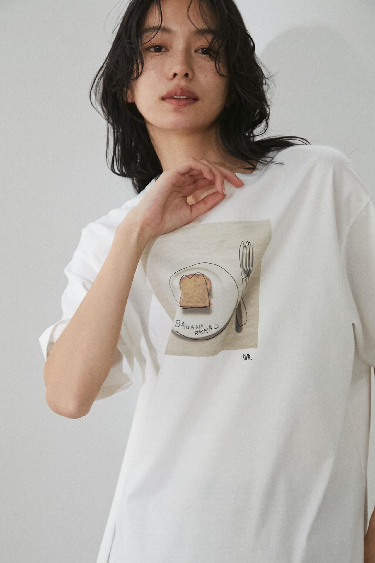 【香菜子】ＯＧコッコラボトンプリントＴシャツ　Ｌサイズ