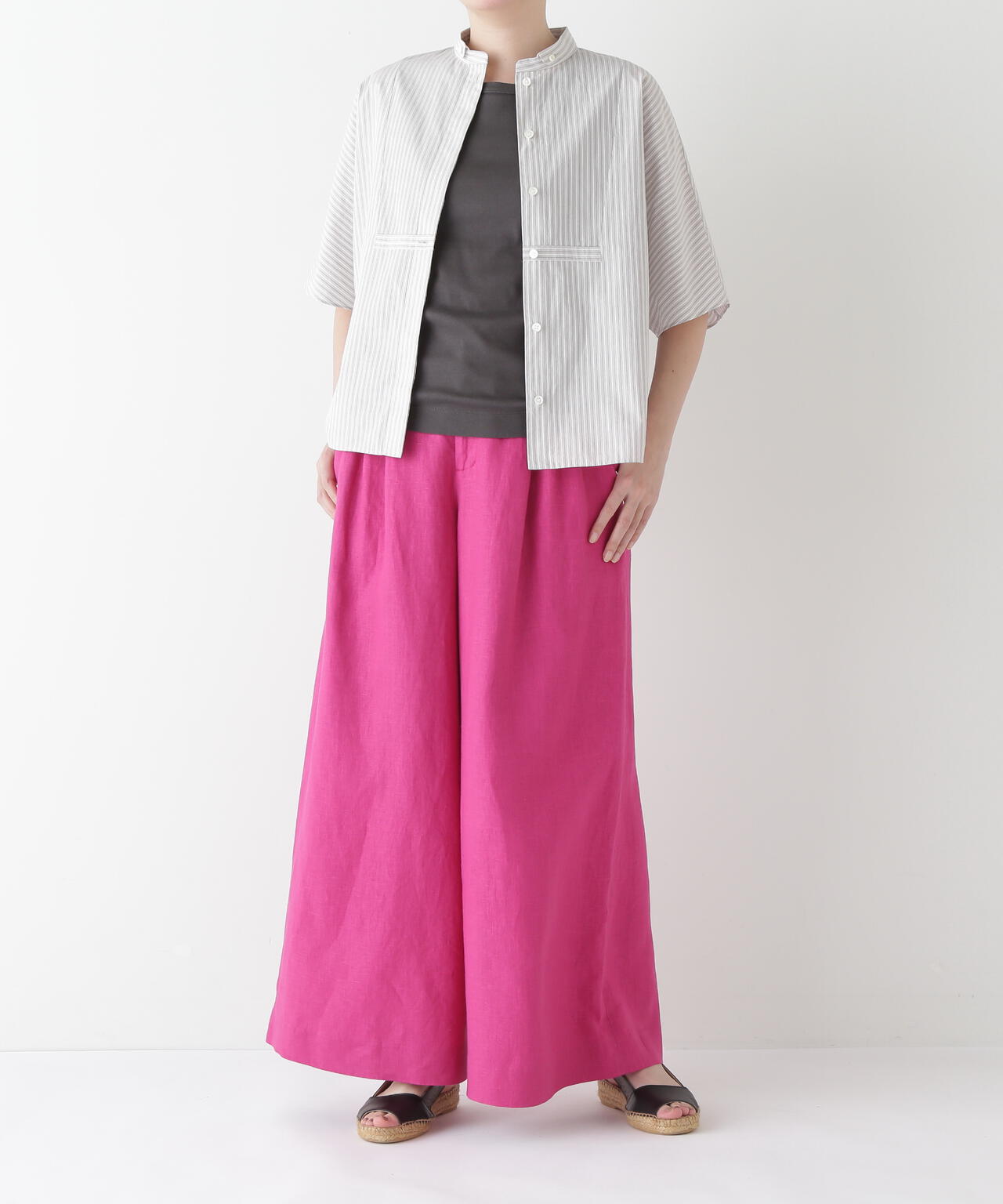 【WEB・一部店舗限定】リネンタック入りバギーパンツ