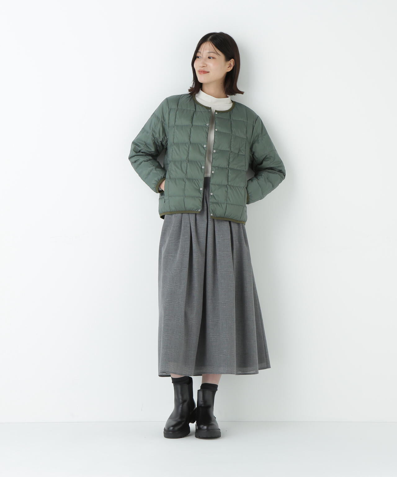 ≪WEB限定カラーあり / ＴＡＩＯＮコラボ≫リバーシブルクルーネックダウンブルゾン