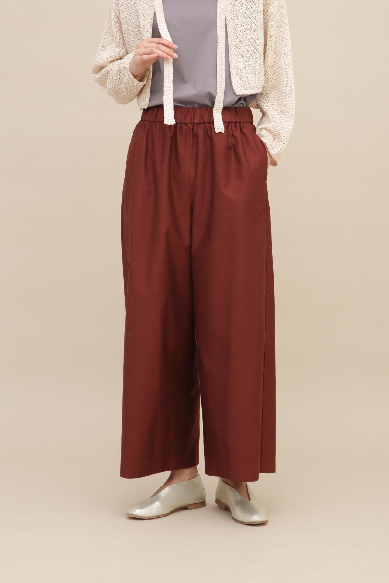 製品染めバックサテンワイドパンツ