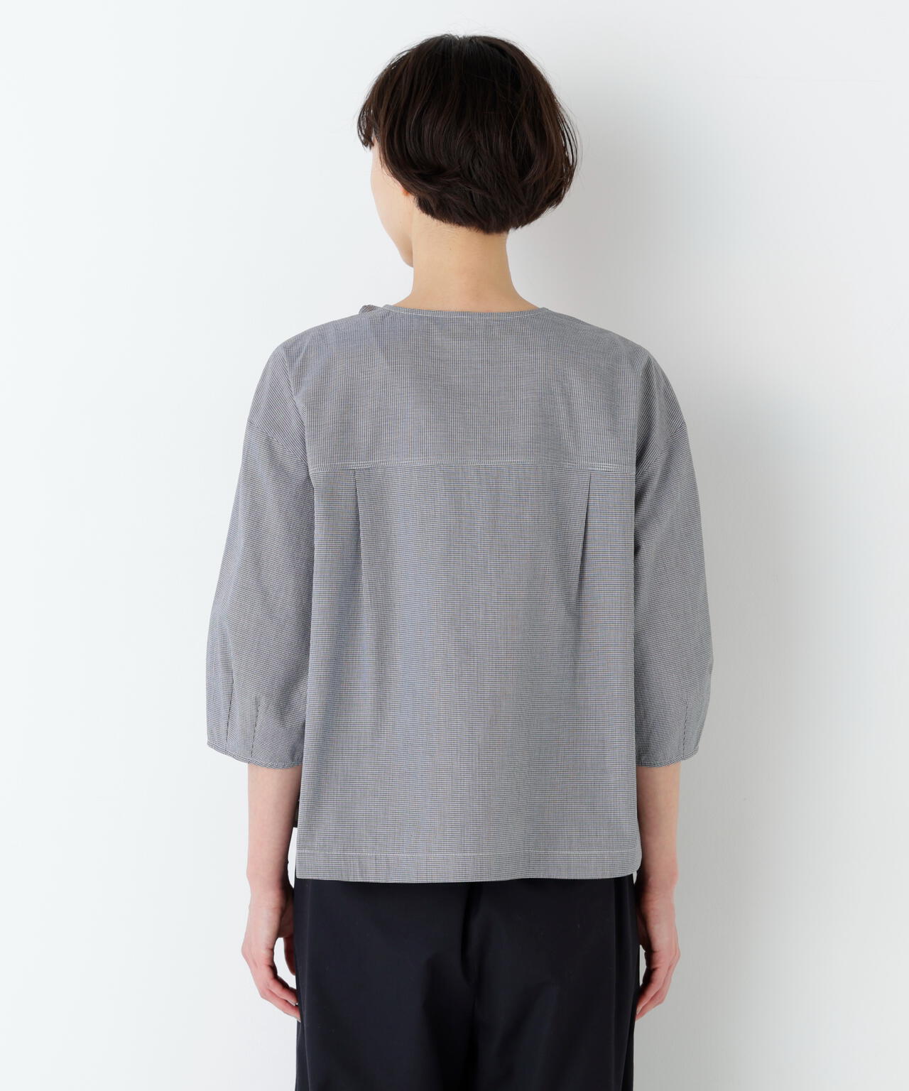 身長168cm　B76 W58 H86 着用サイズ：M