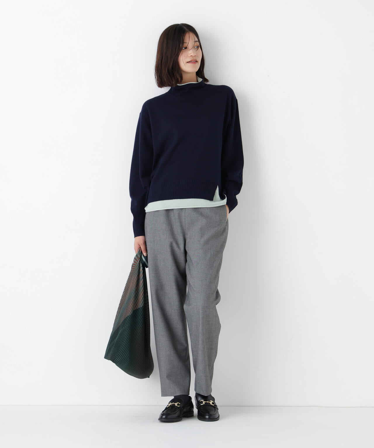 《機能性ストレッチ素材》２ｗａｙストレッチテーパードパンツ