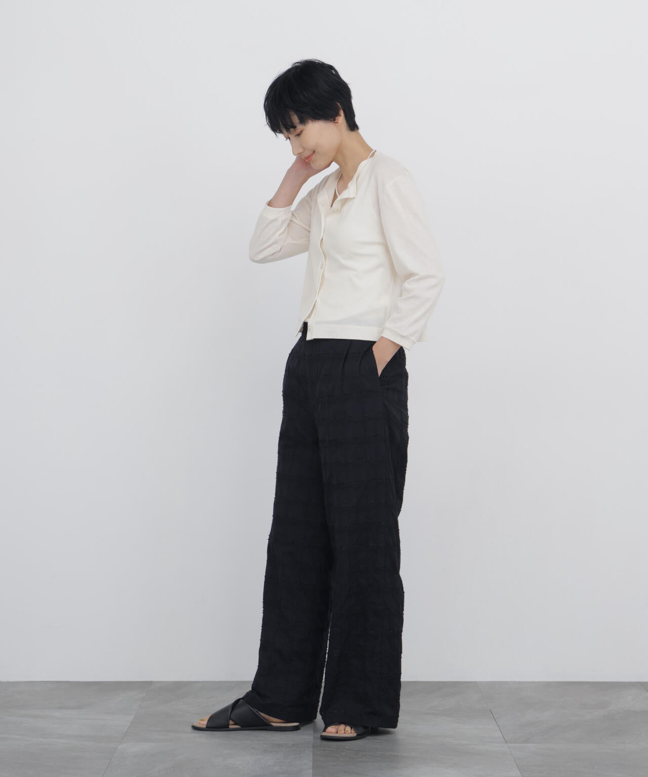166cm　B/78　W/58　H/86 着用サイズ：M