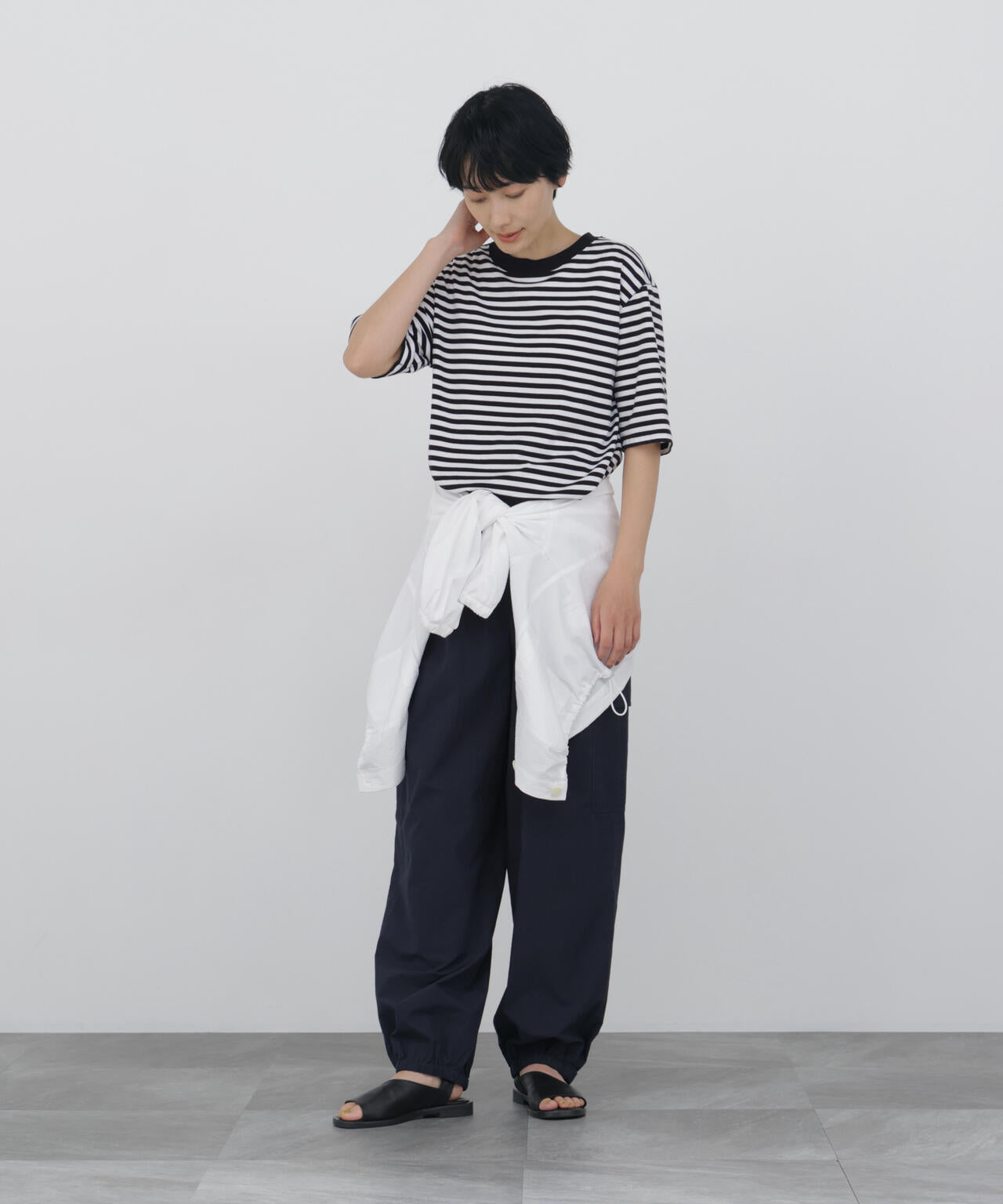 166cm　B/78　W/58　H/86 着用サイズ：M