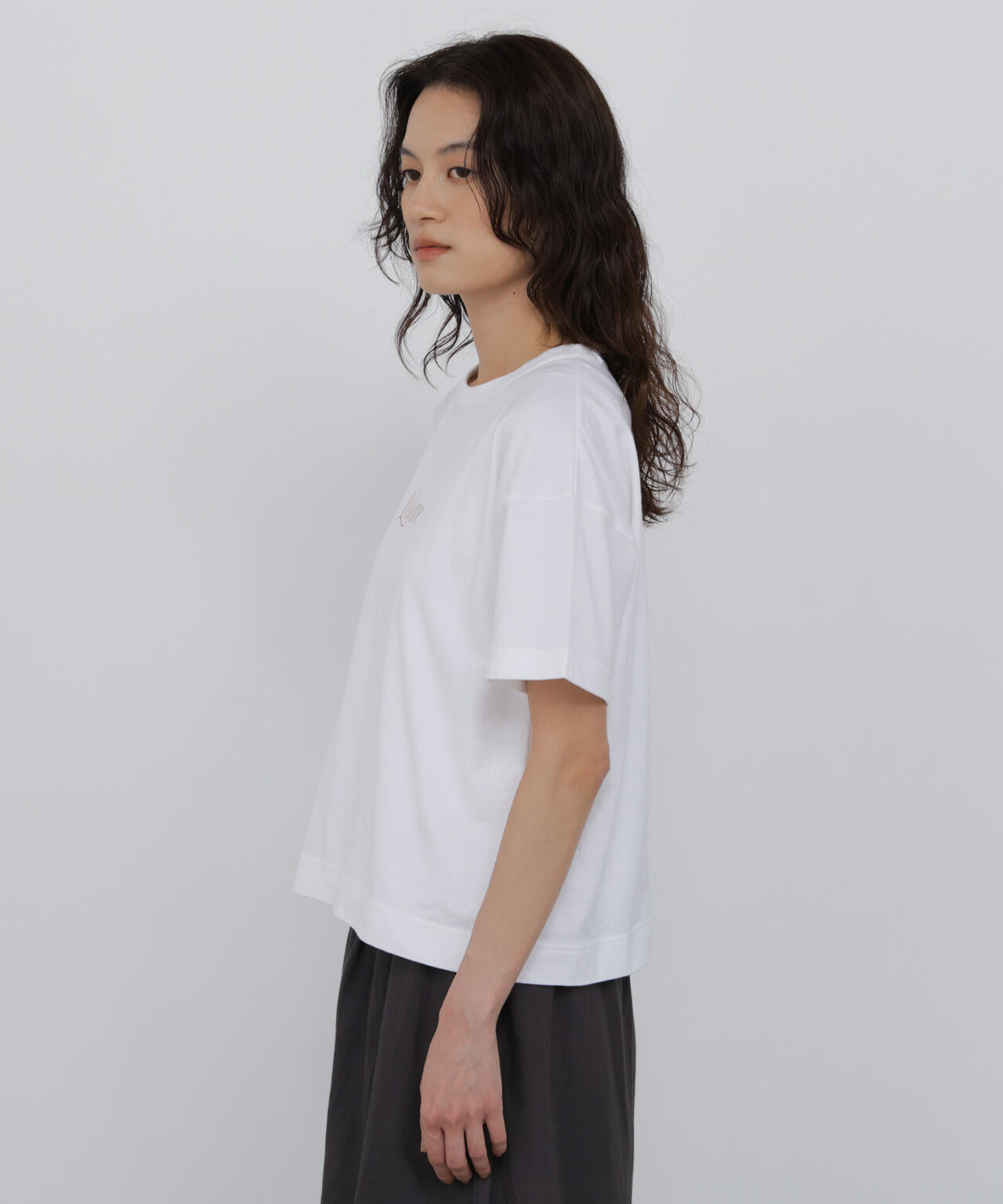 165cm/B:77cm/W:57cm/H:79cm 着用サイズ：M